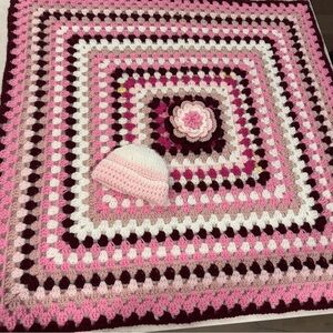 NWT Handmade Crochet Granny Square Baby Blanket With Matching Infant Hat Pink